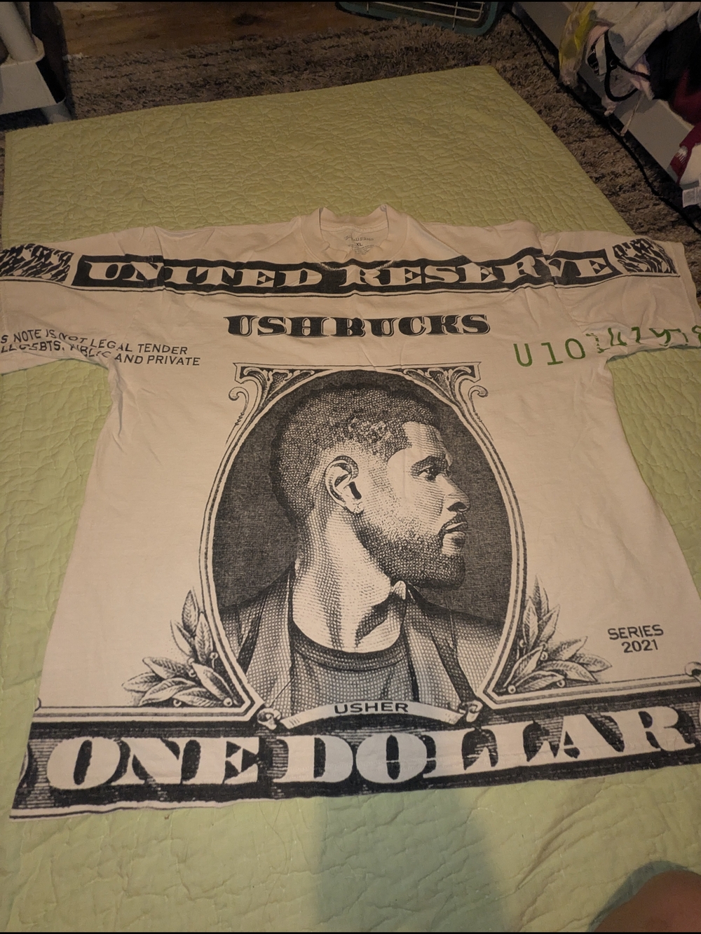 Usher Graphic One Dollar Print T-Shirt - Cream
